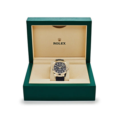 2025 Watch Sky-Dweller 326238 Yellow Gold  Bright Black Dial (2021)